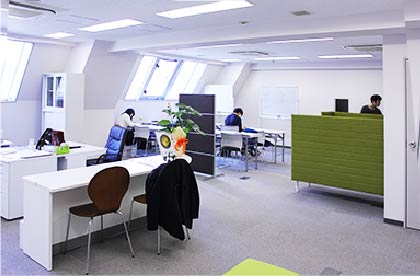 英語進学塾リオン 千葉校 入口